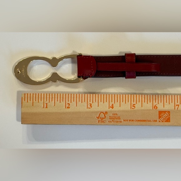 Coach Elegant Red Leather Belt with Gold Buckle - Picture 3 of 5